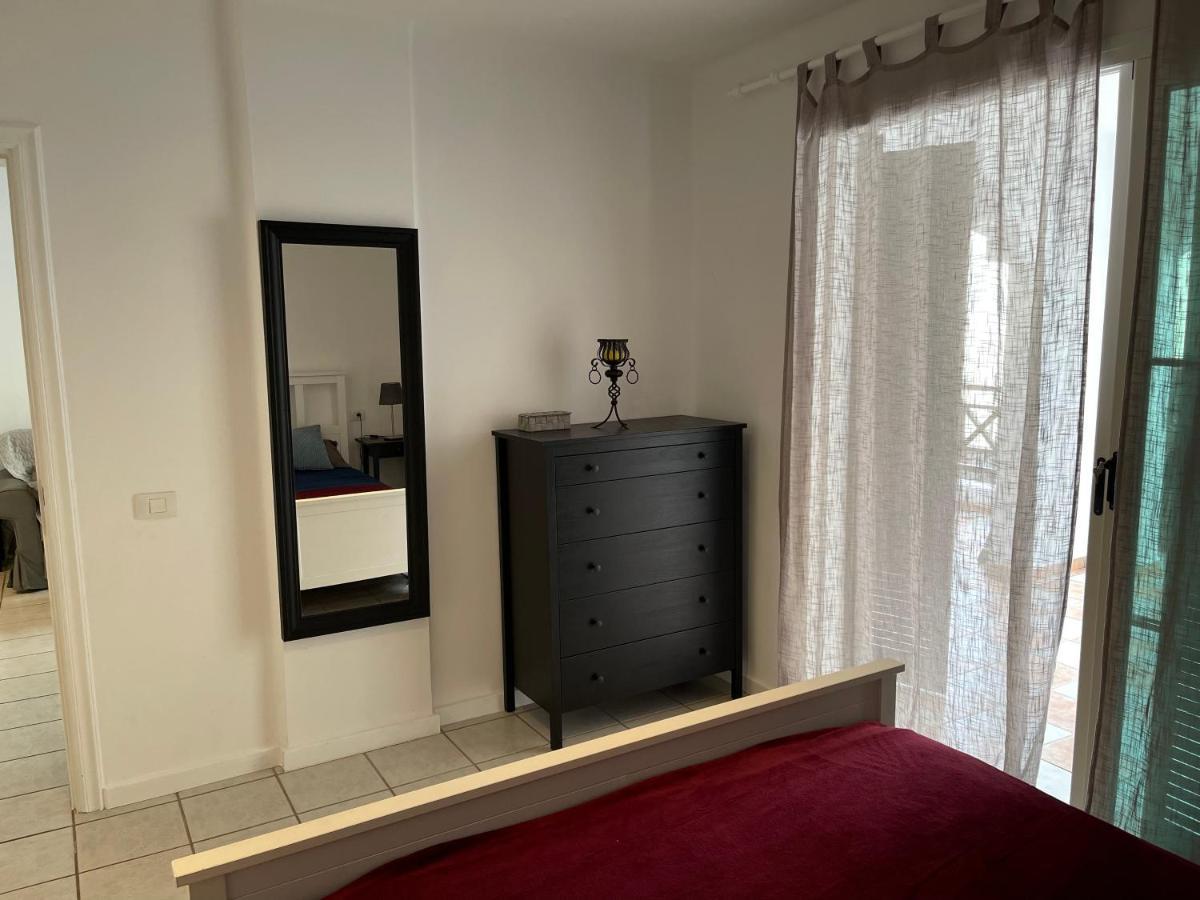 קוסטה דל סילנסיו Rocas Del Mar Holiday Apartment מראה חיצוני תמונה
