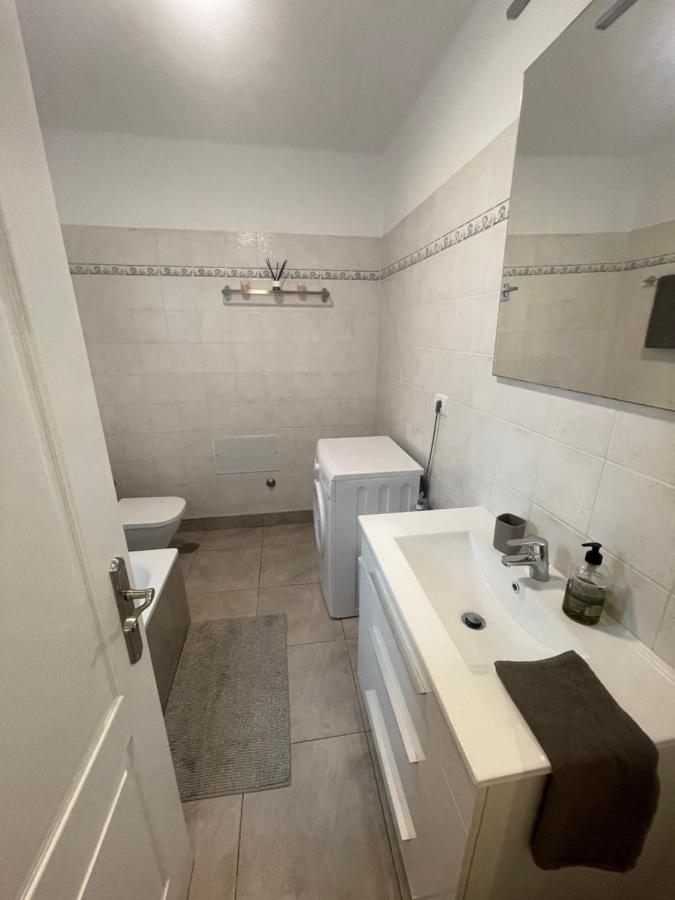 קוסטה דל סילנסיו Rocas Del Mar Holiday Apartment מראה חיצוני תמונה